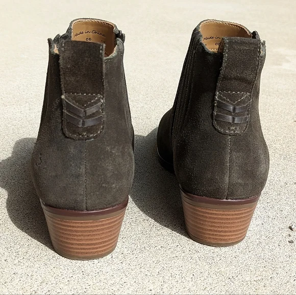 Jack Rogers Liddy water proof suede bootie slip on ankle boots brown - Picture 3 of 6